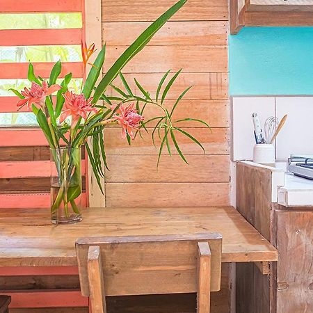 Bee Happy Studio Cahuita Exteriör bild