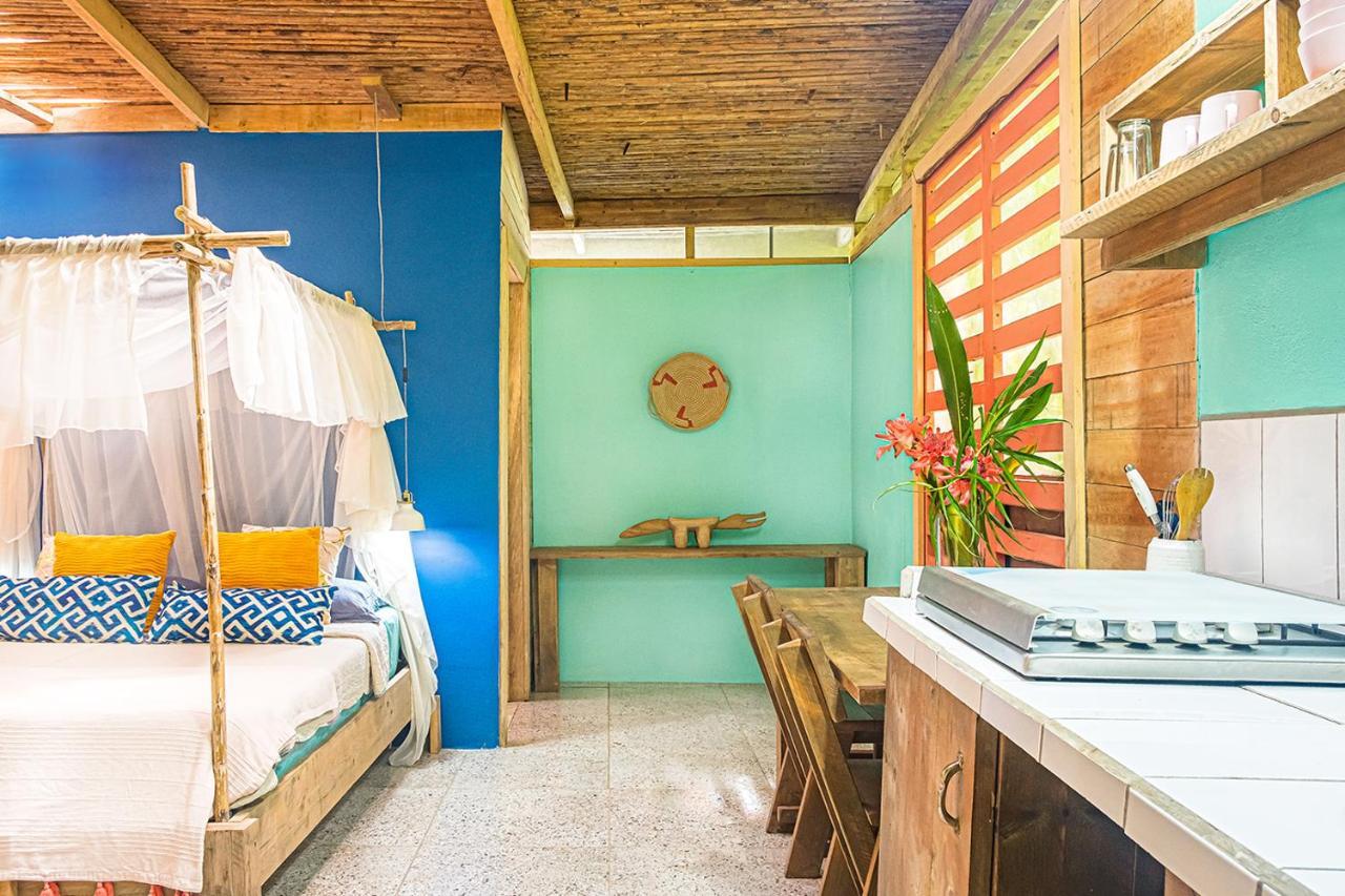Bee Happy Studio Cahuita Exteriör bild